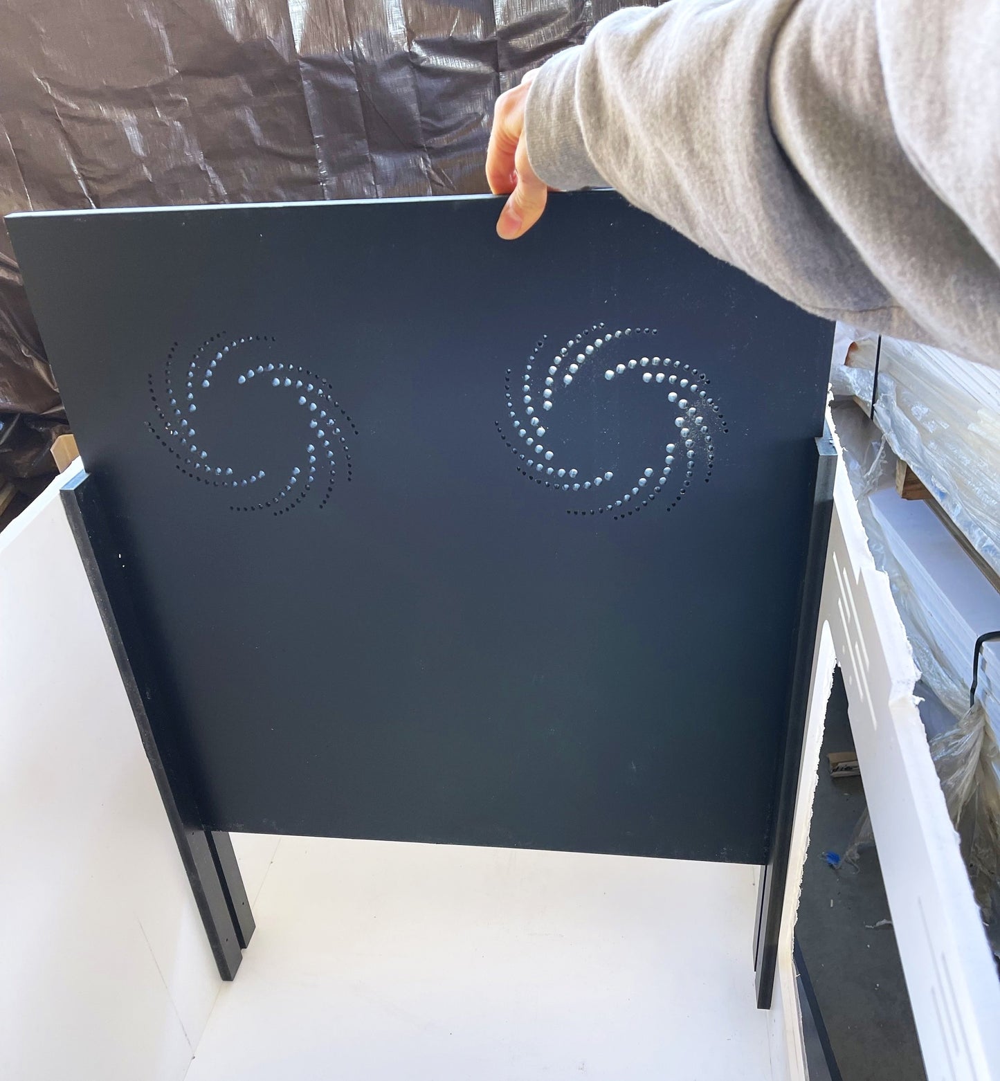 Enclosure Divider