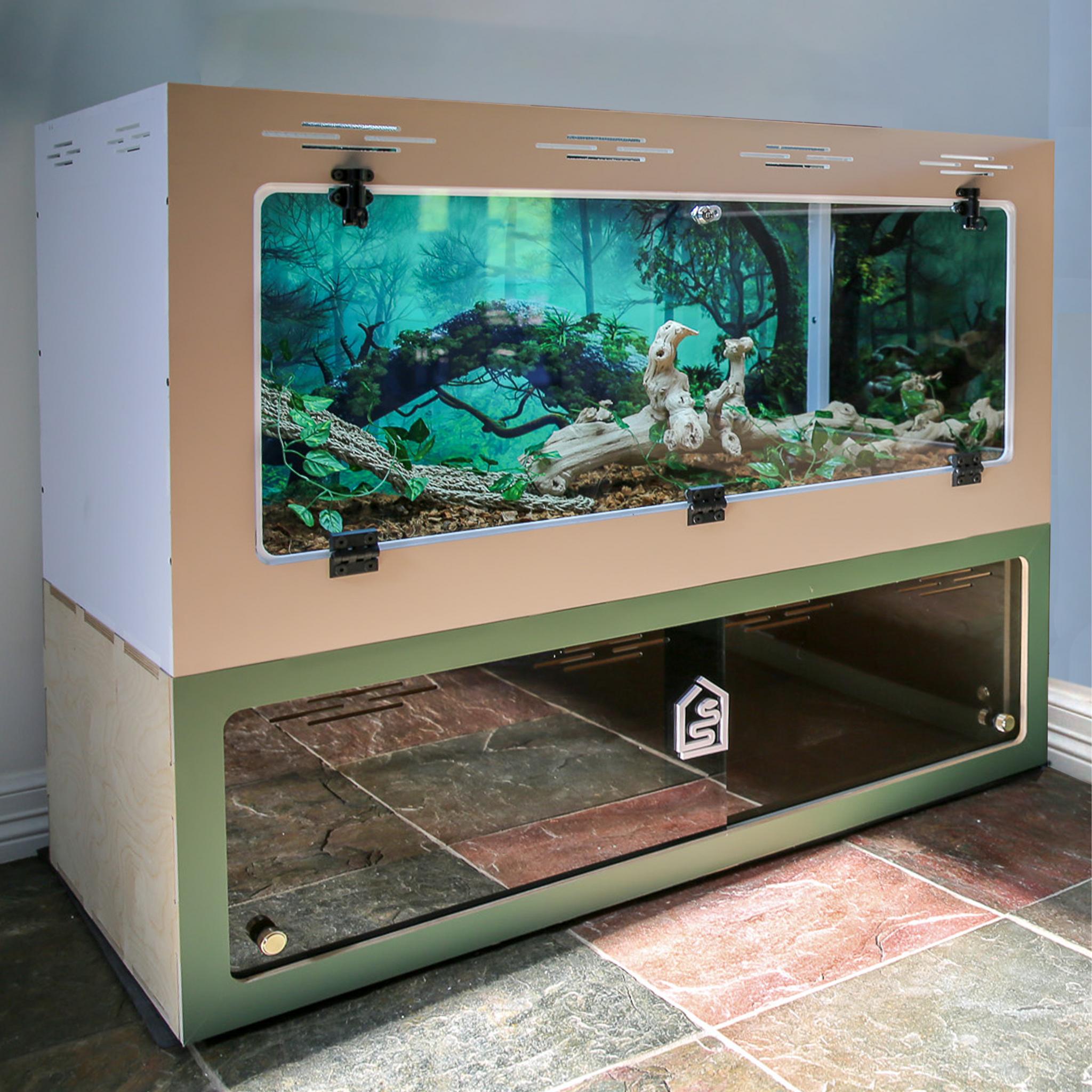 Snake enclosures store